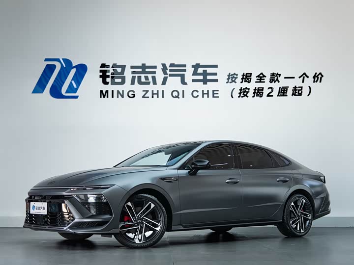 Photo 2 - Hyundai Sonata N Line