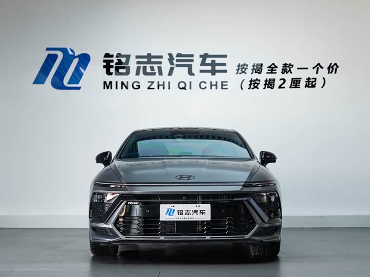 Photo 6 - Hyundai Sonata N Line