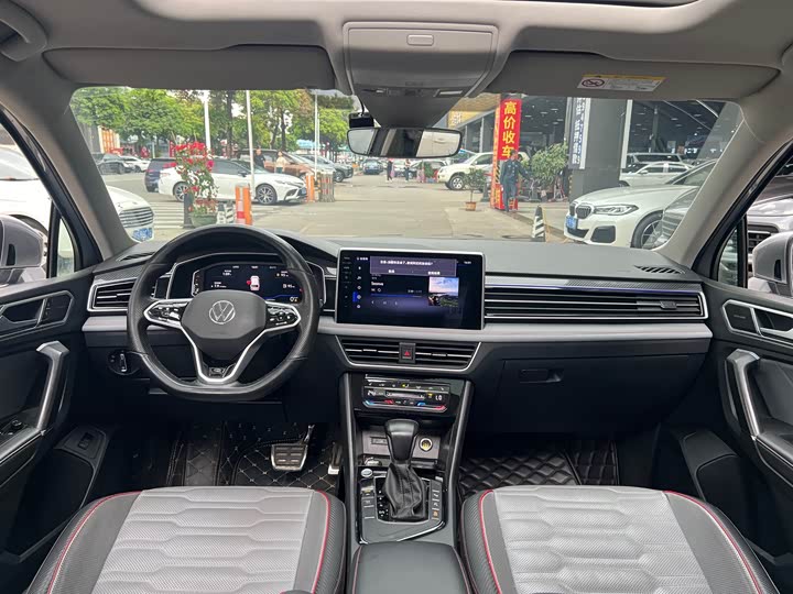 Фото 5 - Volkswagen Tiguan L Pro