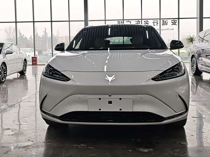 Photo 2 - BAIC Arcfox Alpha S