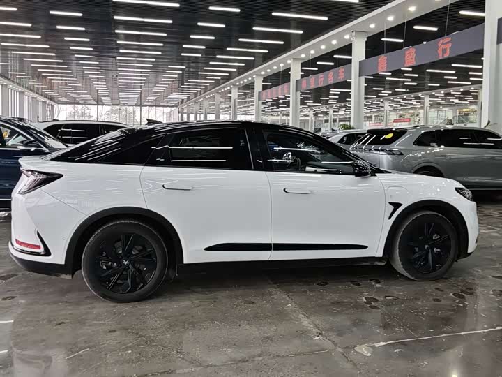 Photo 4 - BAIC Arcfox Alpha S