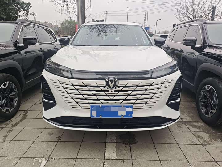 Фото 2 - Changan CS75 Plus
