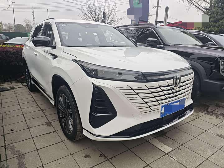 Фото 3 - Changan CS75 Plus