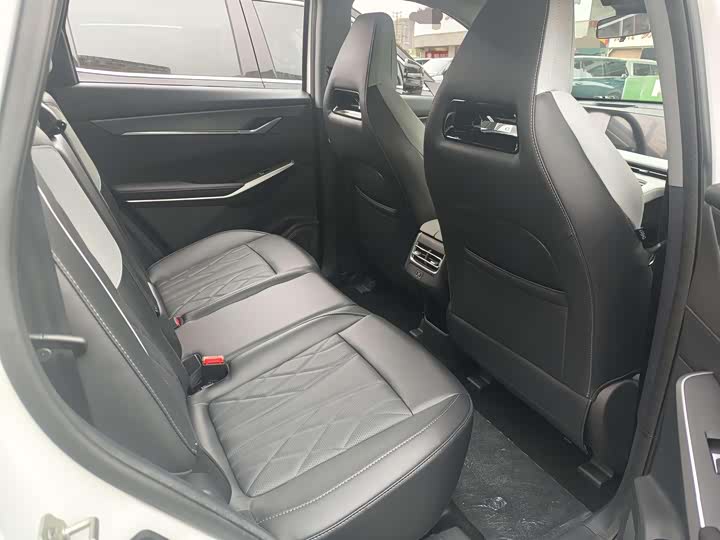 Фото 7 - Changan CS75 Plus