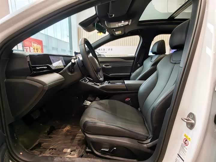 Фото 9 - BYD Qin L