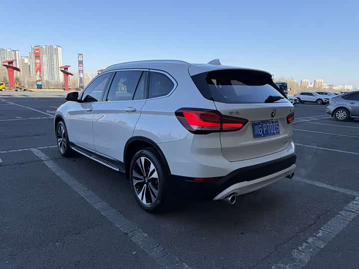Фото 7 - BMW X1