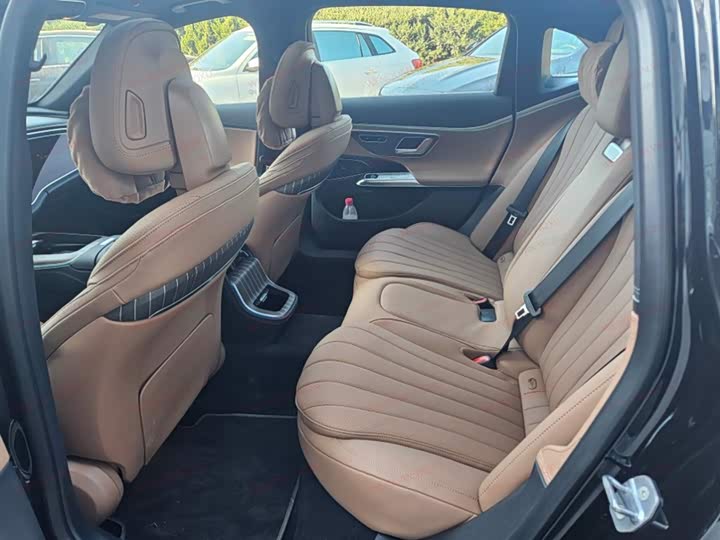 Фото 4 - Mercedes-Benz E-Class Hybrid