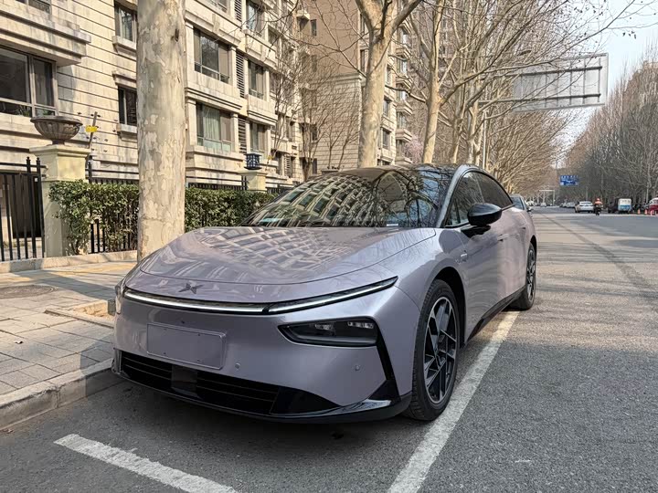 Фото 1 - XPeng F57