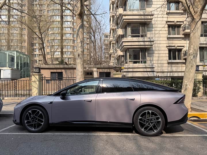 Фото 2 - XPeng F57