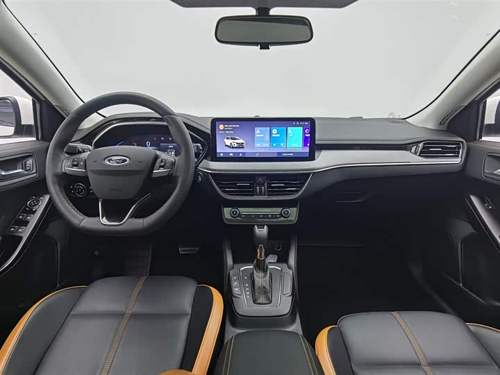 Фото 5 - Ford Focus