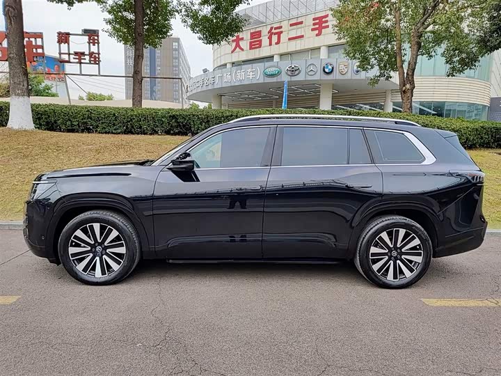 Photo 3 - Volkswagen Teramont Pro