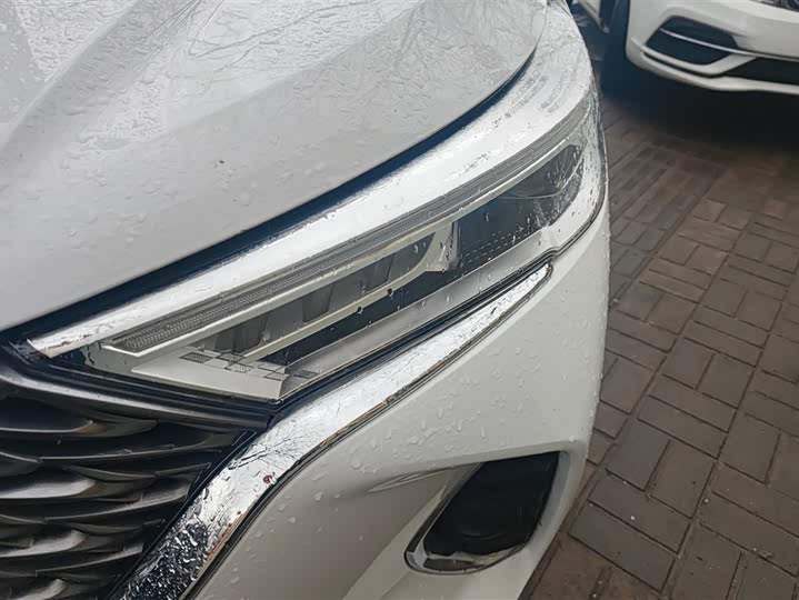 Фото 5 - Haval M6