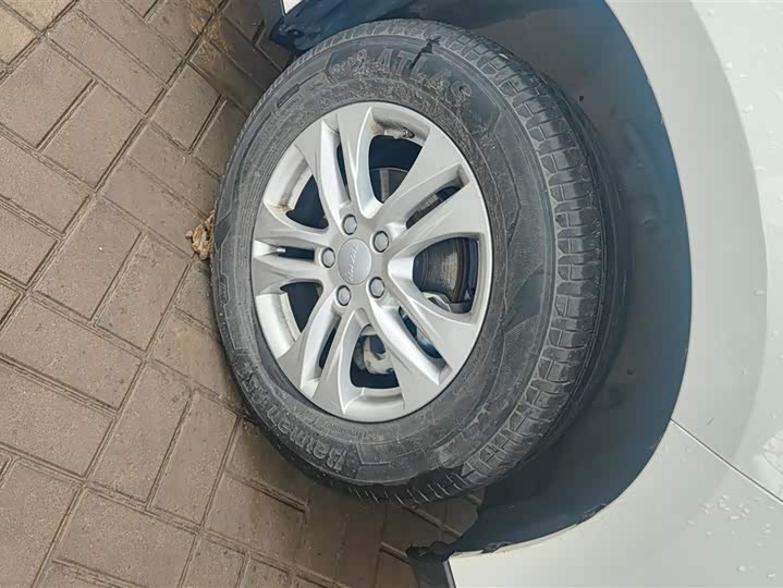 Фото 6 - Haval M6