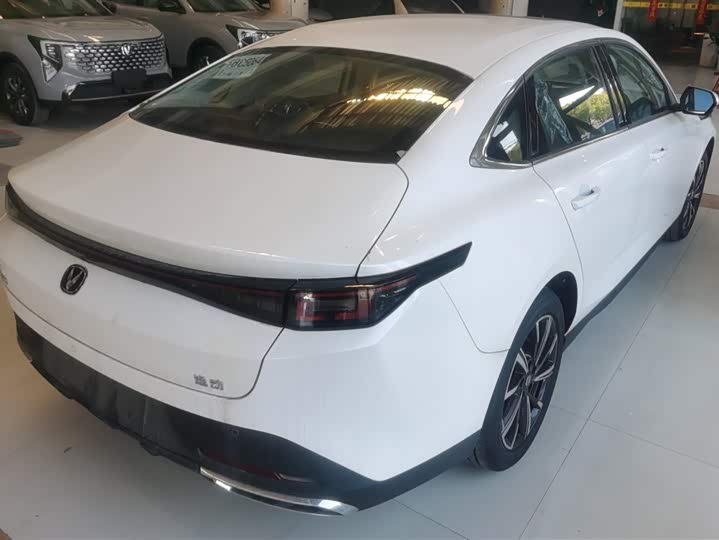 Photo 3 - Changan Eado Plus