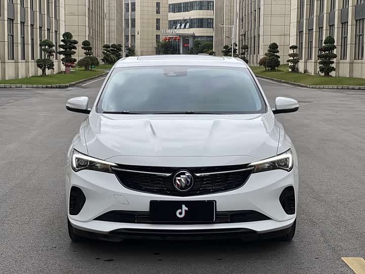 Фото 2 - Buick Verano