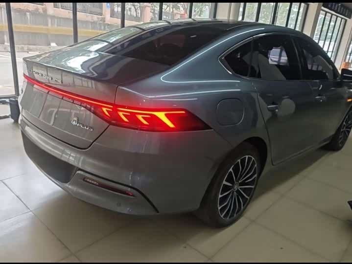 Фото 8 - BYD Qin Plus