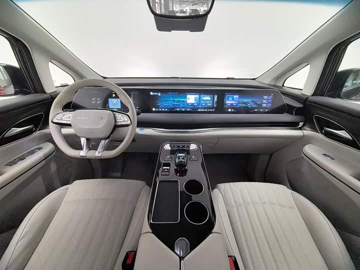 Фото 5 - Dongfeng Forthing Xinghai V9