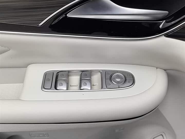 Фото 9 - Dongfeng Forthing Xinghai V9