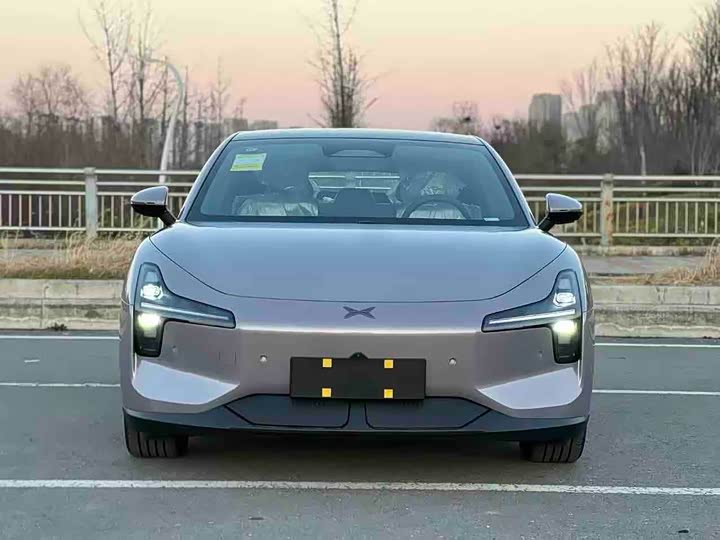 Фото 2 - XPeng Mona M03