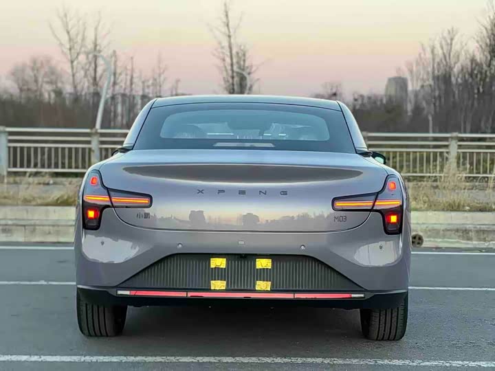 Фото 8 - XPeng Mona M03