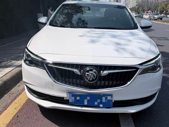 Photo 2 - Buick Excelle GT
