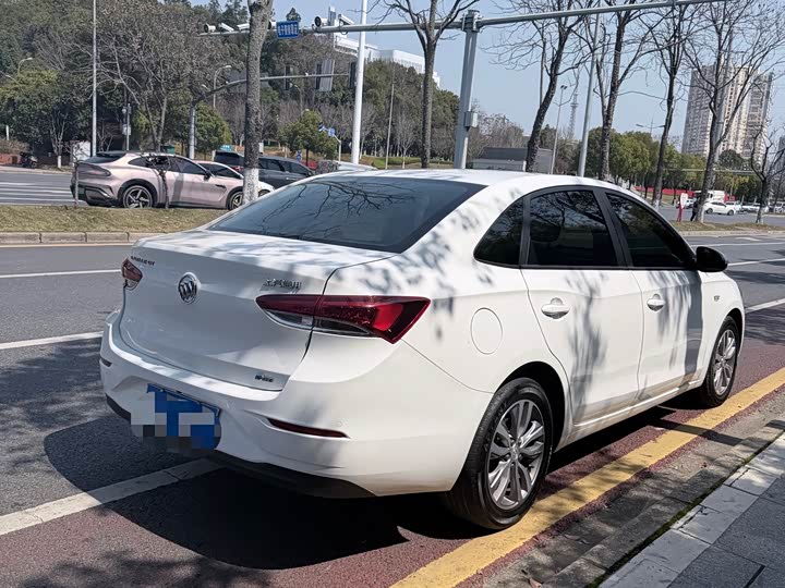 Photo 7 - Buick Excelle GT