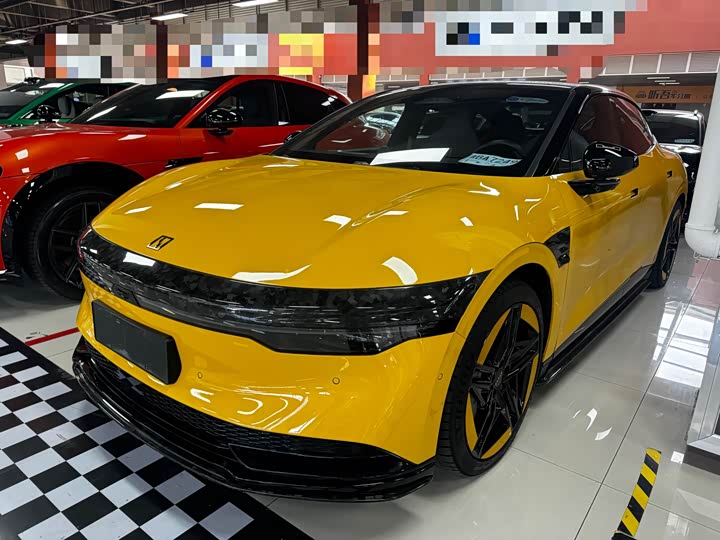 Фото 1 - Zeekr 007