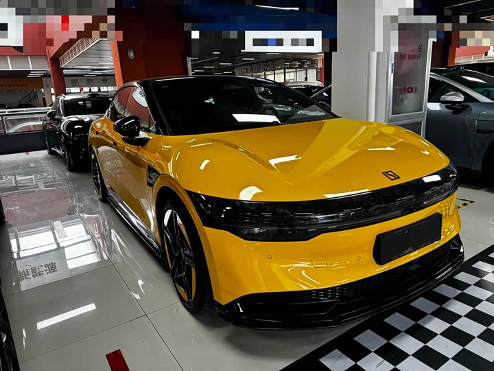 Фото 3 - Zeekr 007