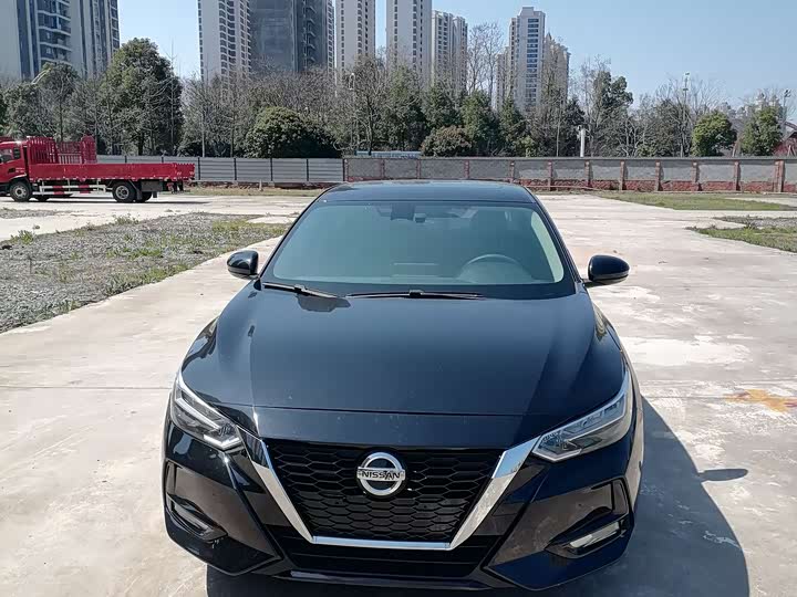 Фото 2 - Nissan Sylphy