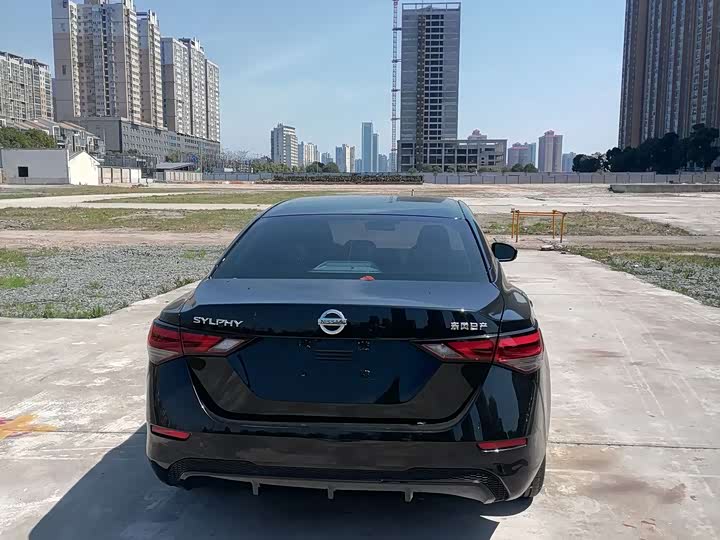 Фото 8 - Nissan Sylphy