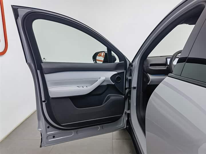 Фото 8 - Nio ES6