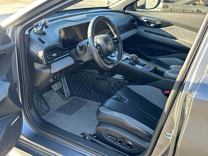 Фото 4 - GAC Trumpchi Empow R