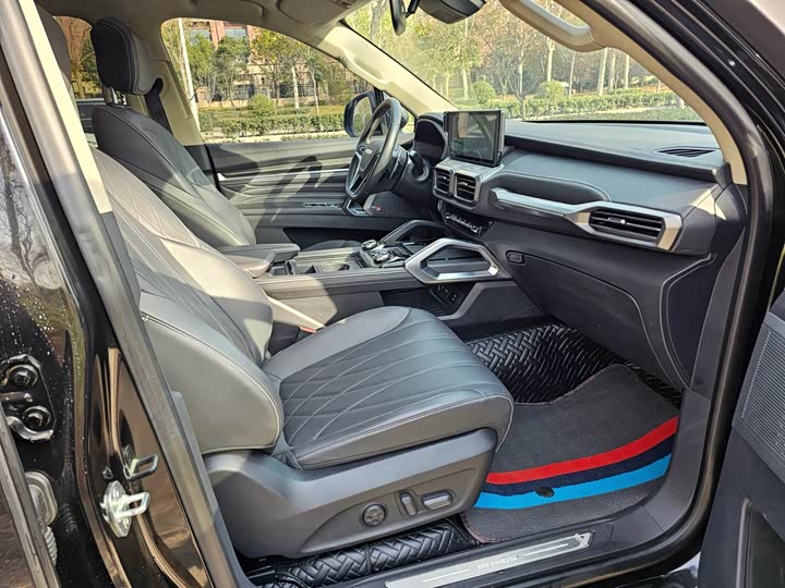 Photo 6 - Maxus Territory