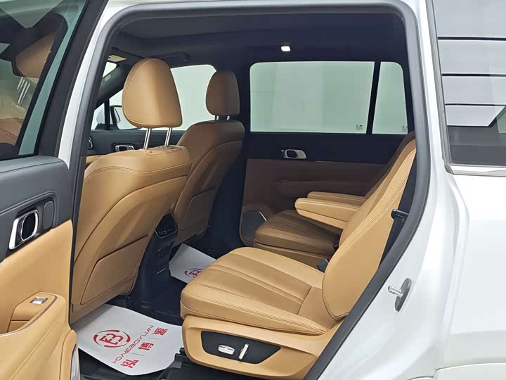 Фото 6 - LiXiang One