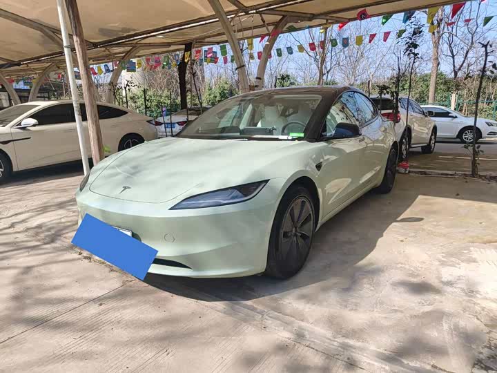 Photo 3 - Tesla Model 3