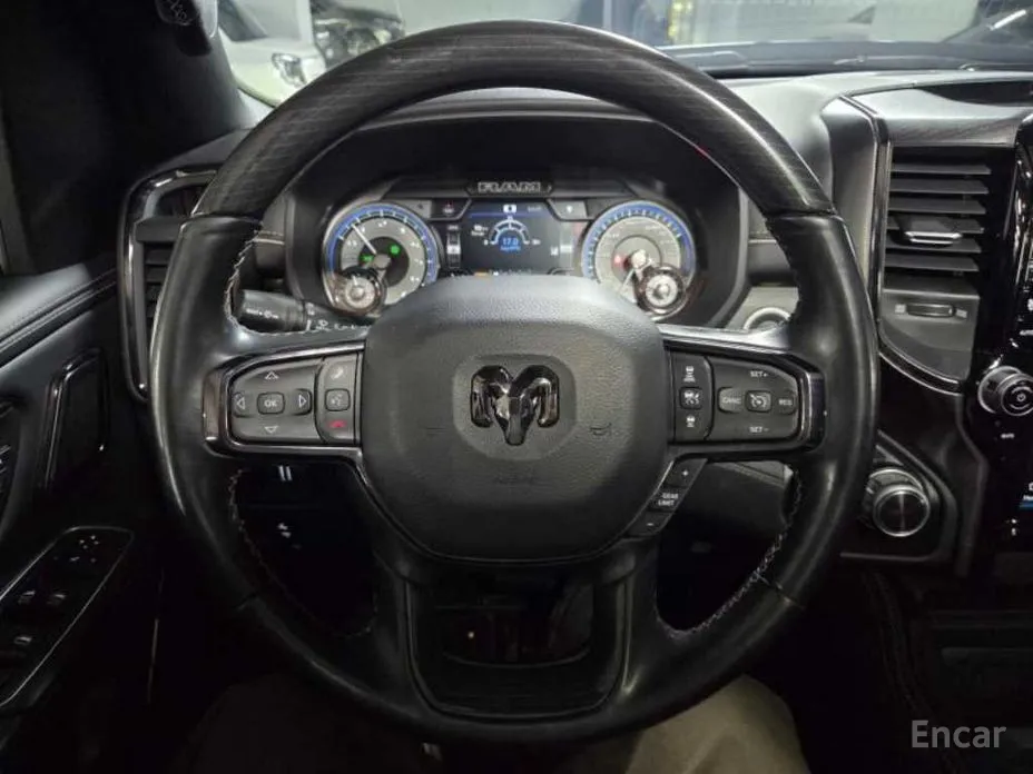 Фото 11 - Dodge Ram Pickup