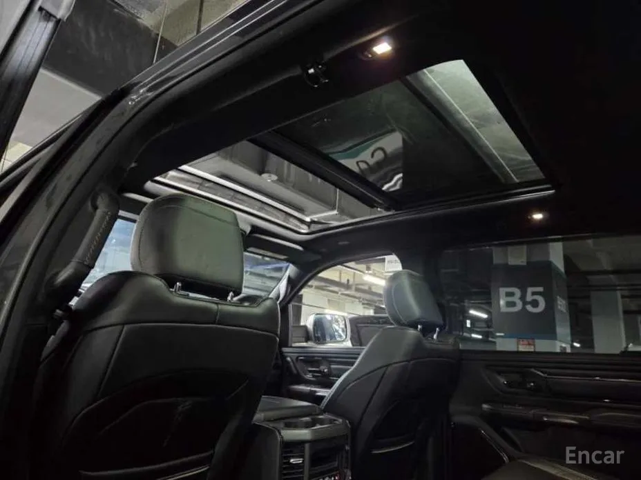 Фото 18 - Dodge Ram Pickup