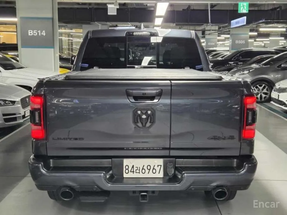 Фото 4 - Dodge Ram Pickup