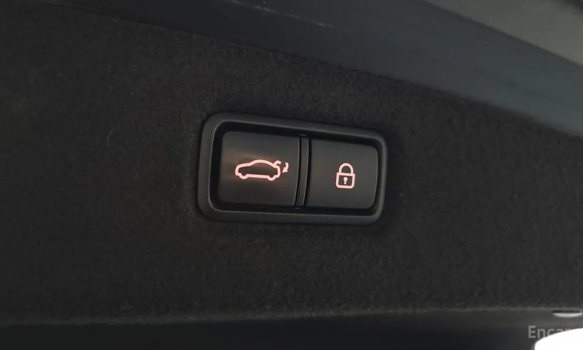 Фото 20 - Genesis G90