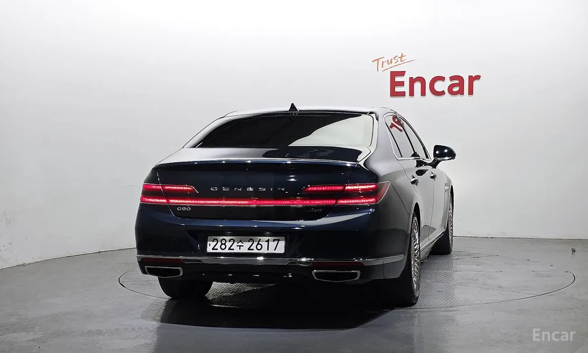 Фото 4 - Genesis G90