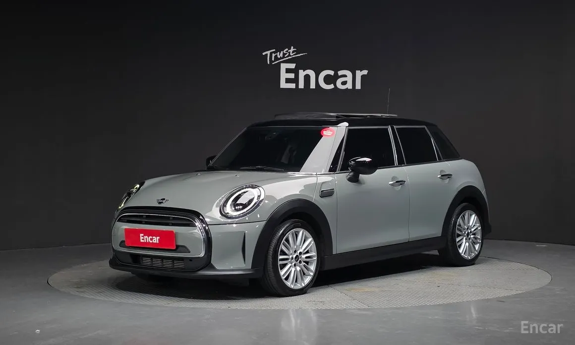 Фото 1 - Mini Cooper