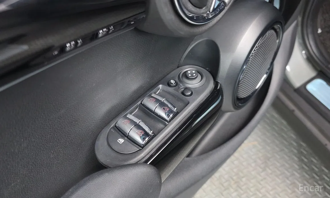 Фото 13 - Mini Cooper