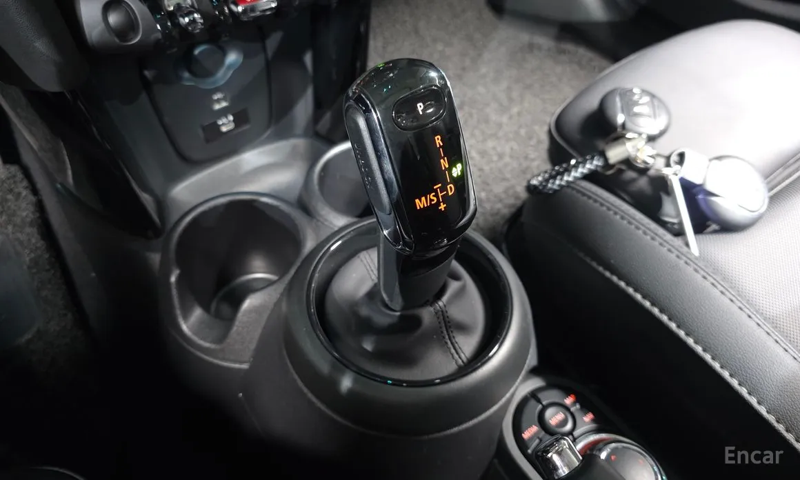 Фото 9 - Mini Cooper