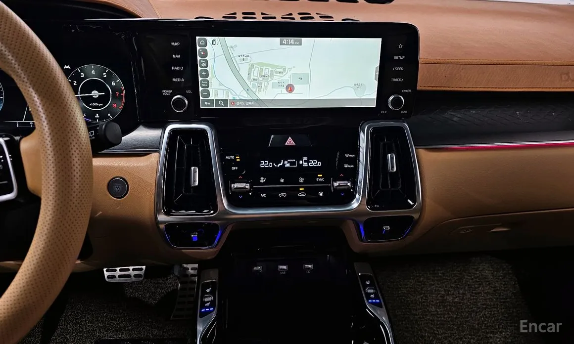 Фото 14 - Kia Sorento