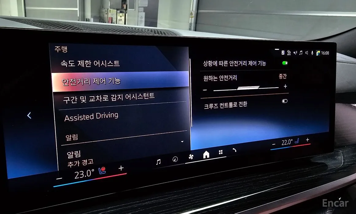 Фото 16 - BMW X6