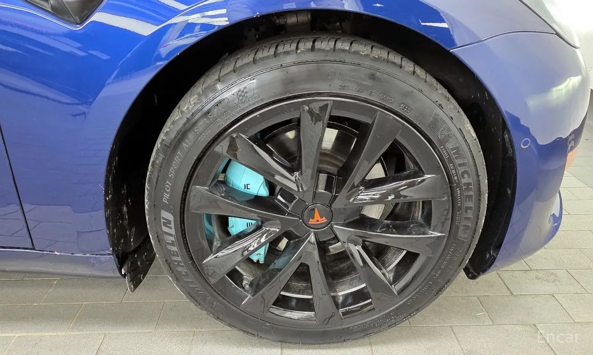 Фото 5 - Tesla Model 3