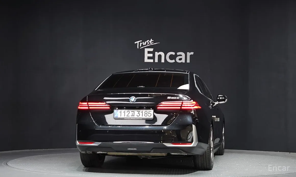 Фото 4 - BMW 5 Series