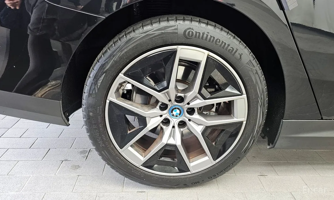 Фото 5 - BMW 5 Series