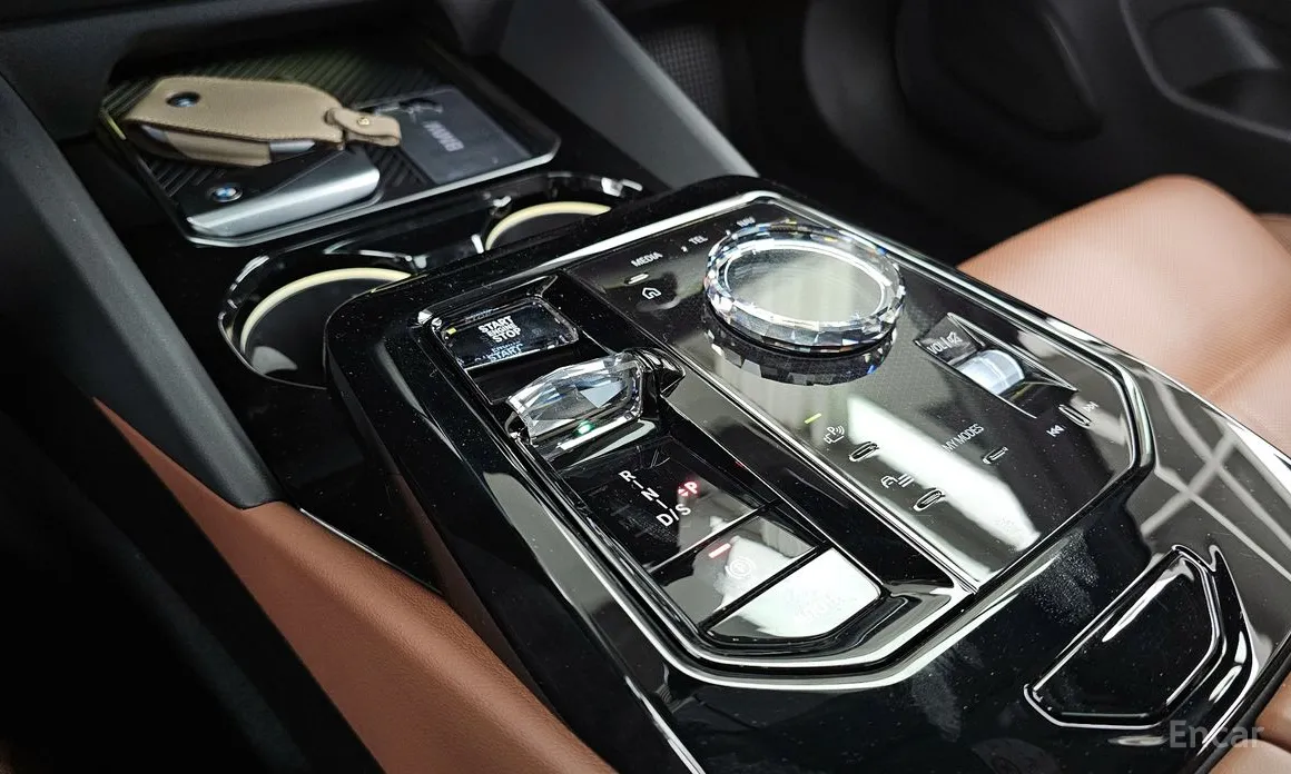 Фото 9 - BMW 5 Series