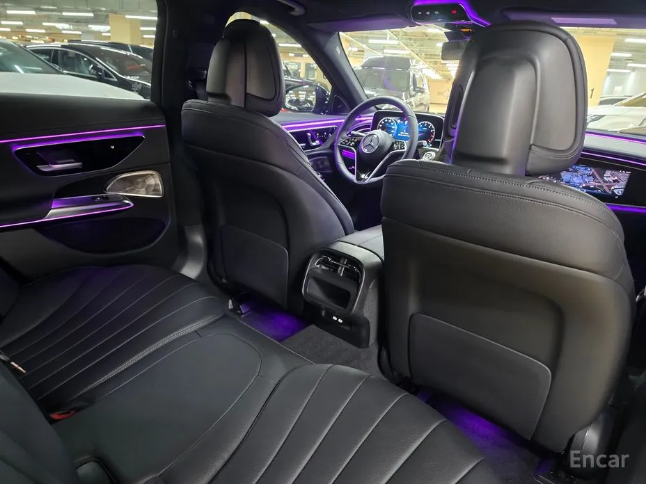 Фото 7 - Mercedes-Benz E-Class